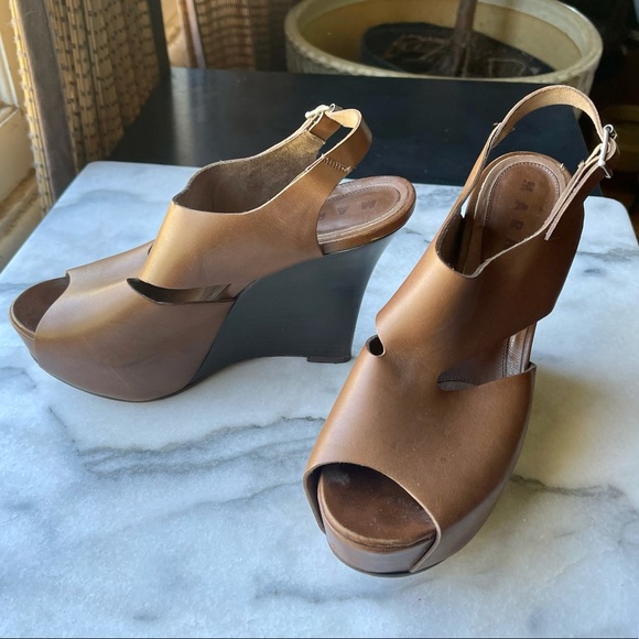 MARNI smooth tan leather wrapped platform heels - Picture 1 of 9